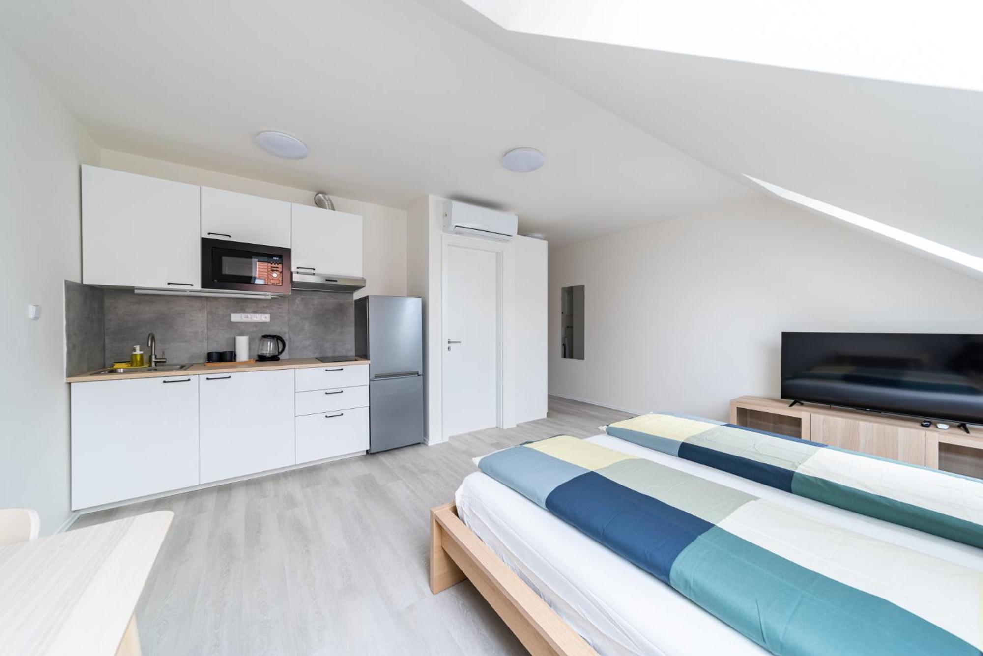 Apartments Borivojova 63 Prague Ngoại thất bức ảnh