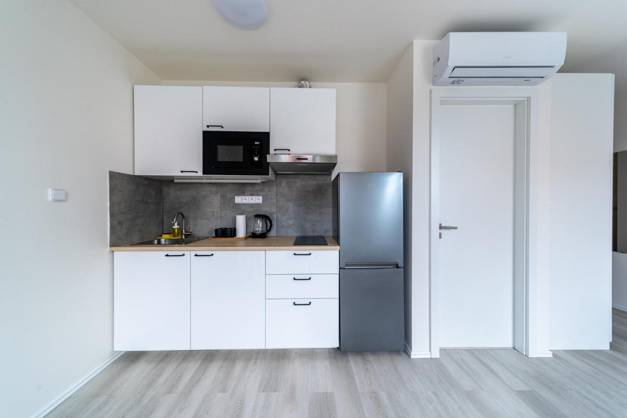 Apartments Borivojova 63 Prague Ngoại thất bức ảnh