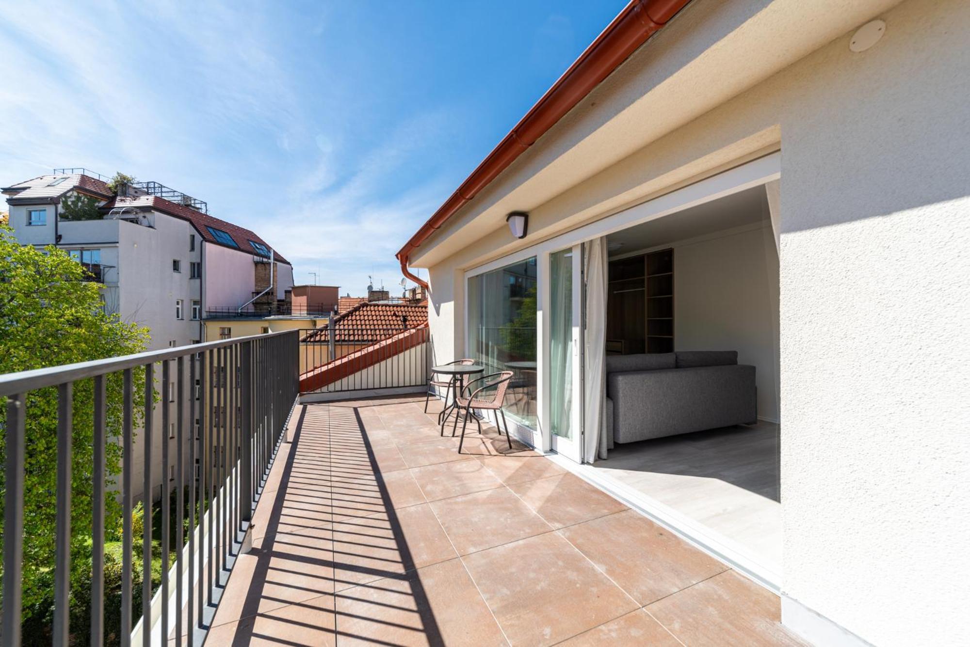 Apartments Borivojova 63 Prague Ngoại thất bức ảnh