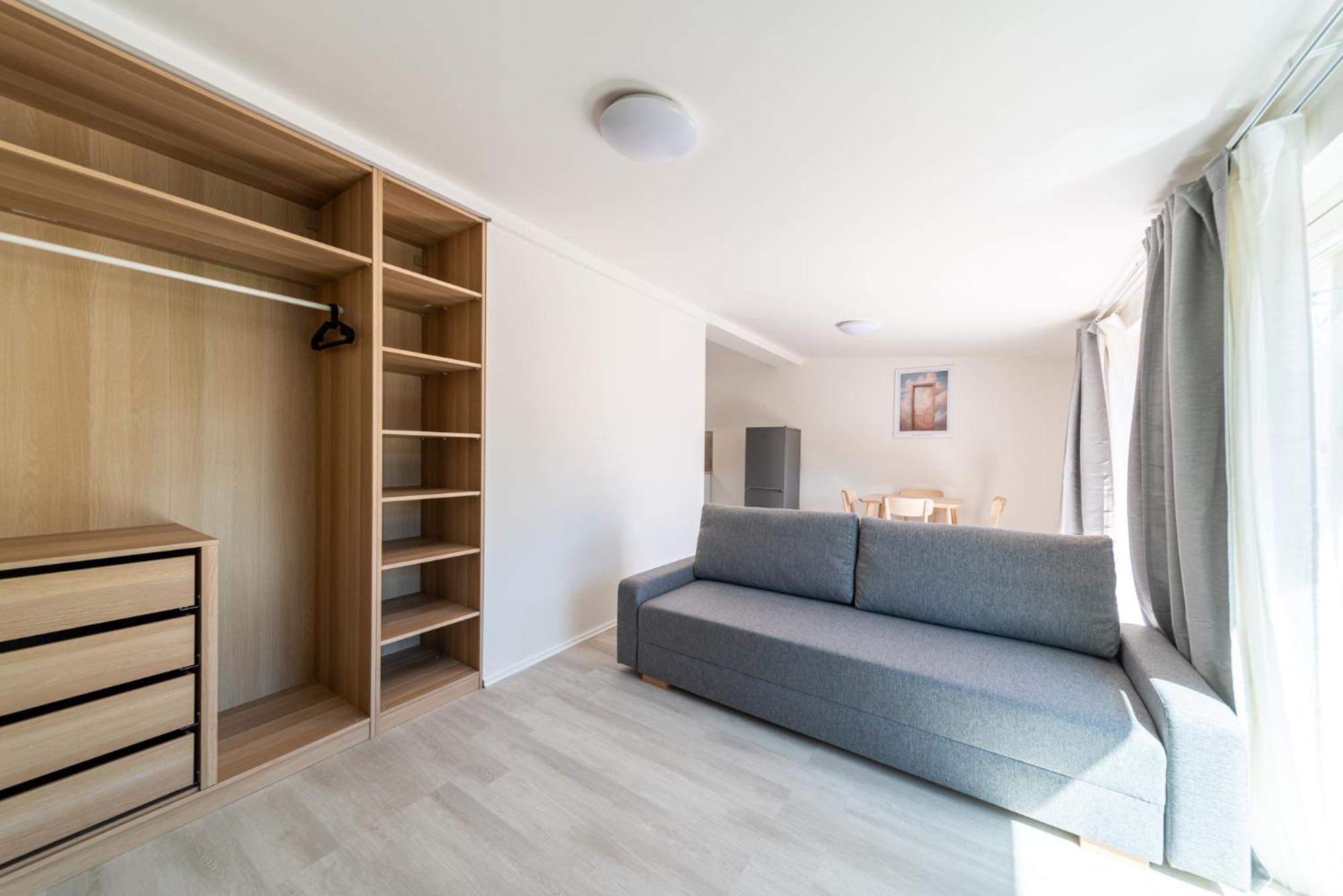 Apartments Borivojova 63 Prague Ngoại thất bức ảnh