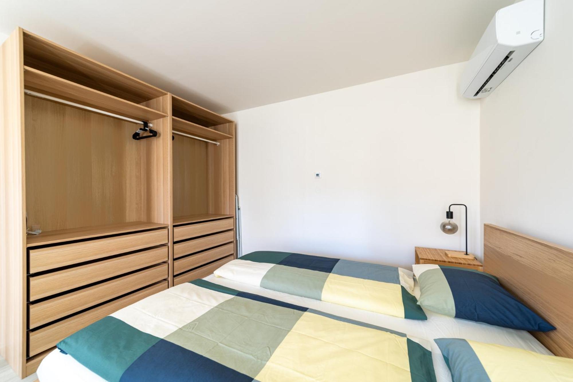 Apartments Borivojova 63 Prague Ngoại thất bức ảnh