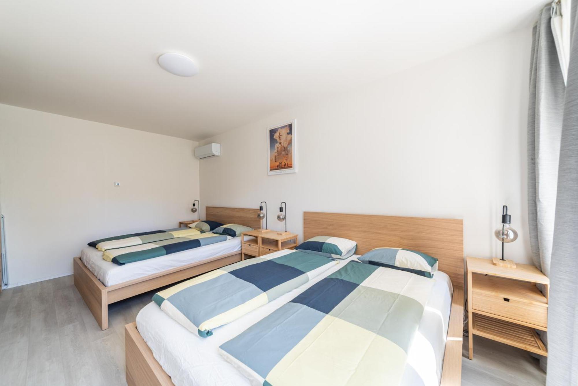 Apartments Borivojova 63 Prague Ngoại thất bức ảnh