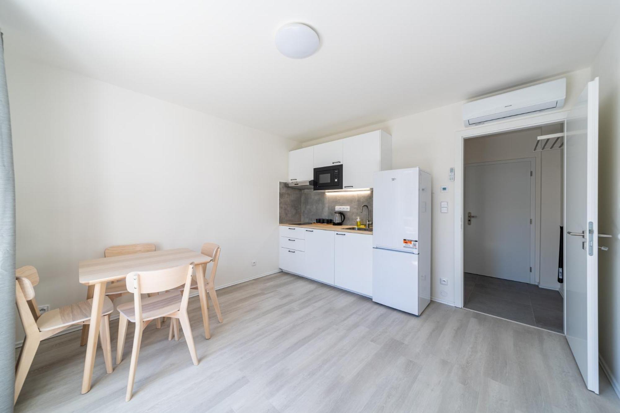 Apartments Borivojova 63 Prague Ngoại thất bức ảnh